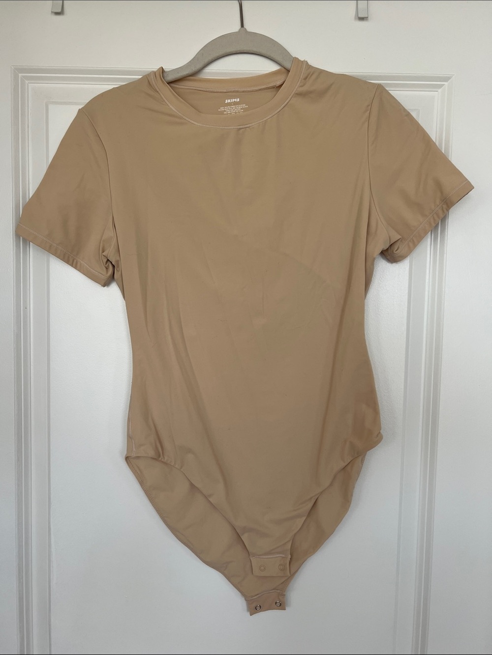 Skims Fits Everybody Bodysuit in Sand